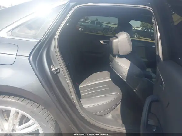 WAUENAF42HN070859 2017 AUDI A4 - Image 8