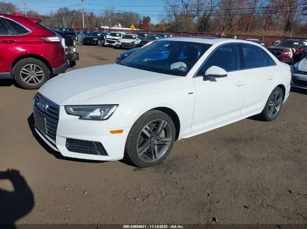 WAUENAF42JA058868 2018 AUDI A4 - Image 2