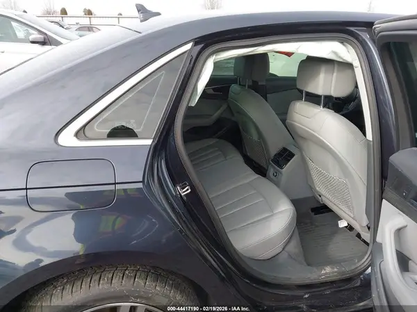 WAUENAF42JA084807 2018 AUDI A4 - Image 8