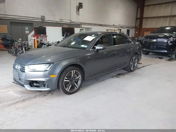 WAUENAF42JA104781 2018 AUDI A4 - Image 2