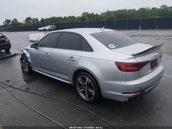 WAUENAF42JA109902 2018 AUDI A4 - Image 2