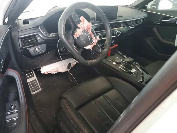 WAUENAF42JA145878 2018 AUDI A4 - Image 8