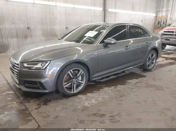 WAUENAF42JA163975 2018 AUDI A4 - Image 2