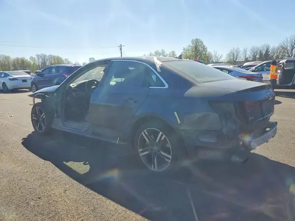 WAUENAF42JA226783 2018 AUDI A4 - Image 2