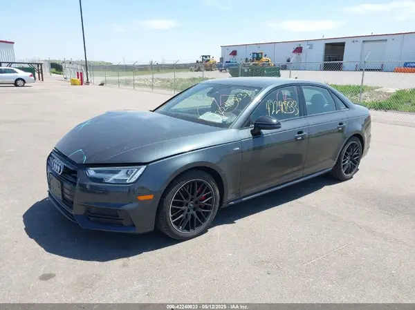 WAUENAF42JN002485 2018 AUDI A4 - Image 2