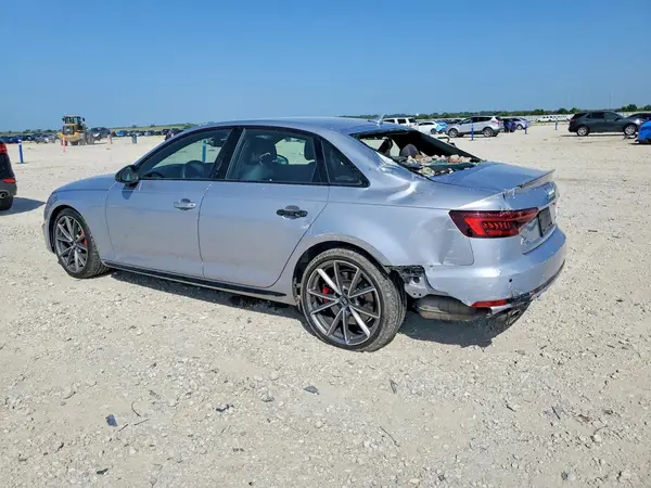 WAUENAF42JN002941 2018 AUDI A4 - Image 2