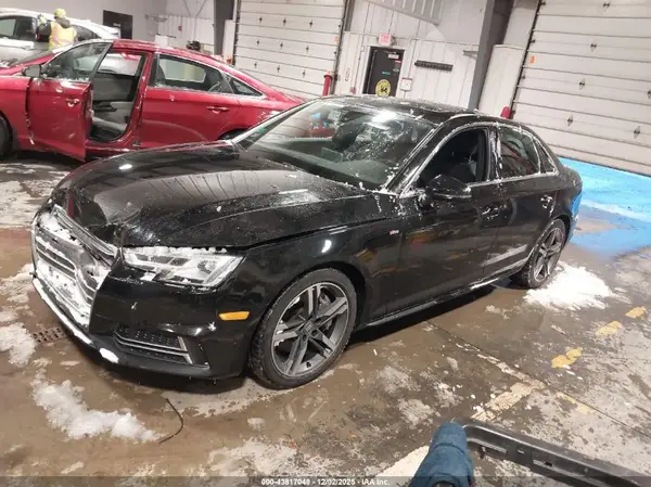 WAUENAF42JN017620 2018 AUDI A4 - Image 2