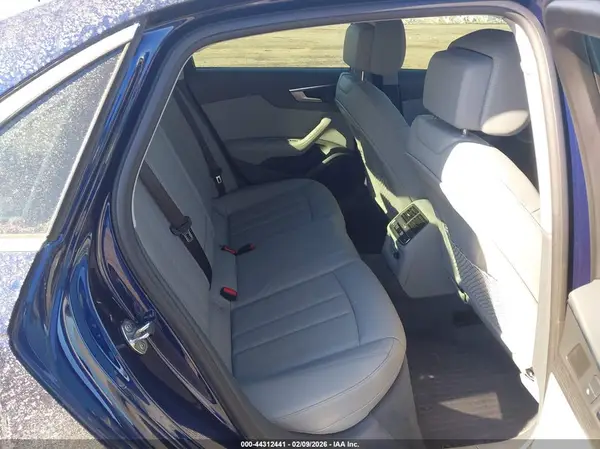 WAUENAF42KA085490 2019 AUDI A4 - Image 8