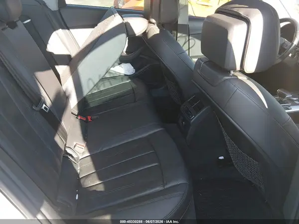 WAUENAF43HN006135 2017 AUDI A4 - Image 8