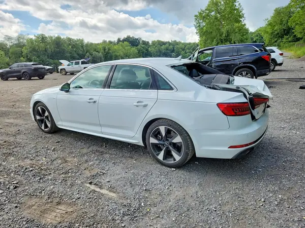 WAUENAF43HN010167 2017 AUDI A4 - Image 2