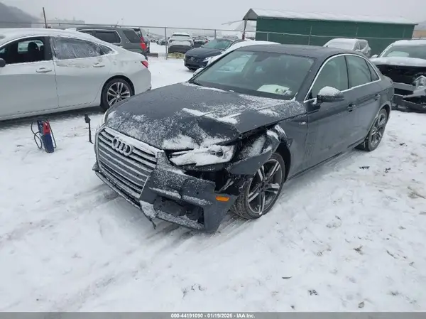 WAUENAF43HN012761 2017 AUDI A4 - Image 2