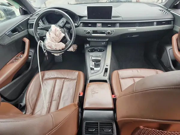WAUENAF43HN025560 2017 AUDI A4 - Image 8