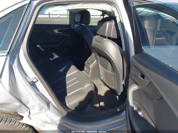 WAUENAF43HN063676 2017 AUDI A4 - Image 8