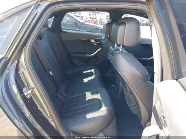 WAUENAF43JA059303 2018 AUDI A4 - Image 8