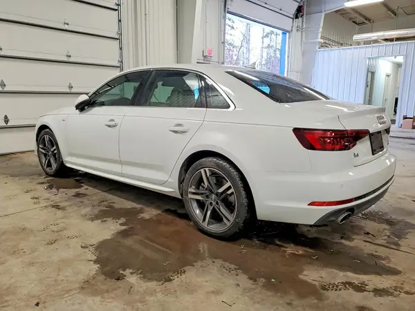 WAUENAF43JA074576 2018 AUDI A4 - Image 2