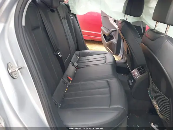 WAUENAF43JA110542 2018 AUDI A4 - Image 8