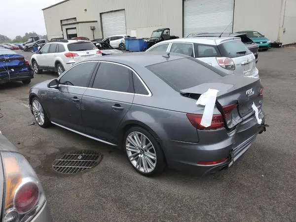 WAUENAF43JA150054 2018 AUDI A4 - Image 2