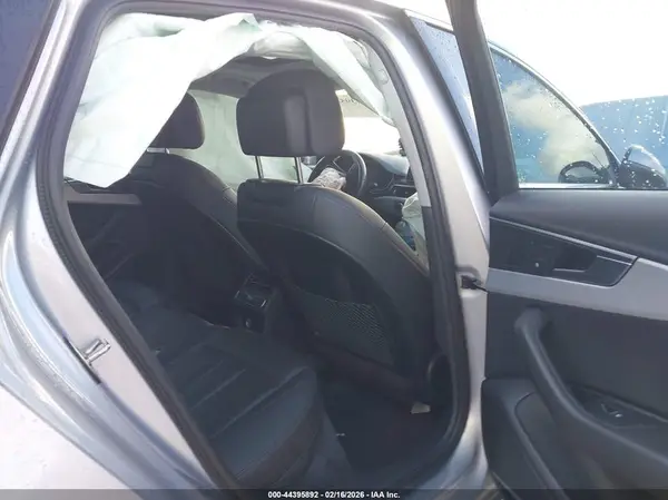 WAUENAF43JA164925 2018 AUDI A4 - Image 8