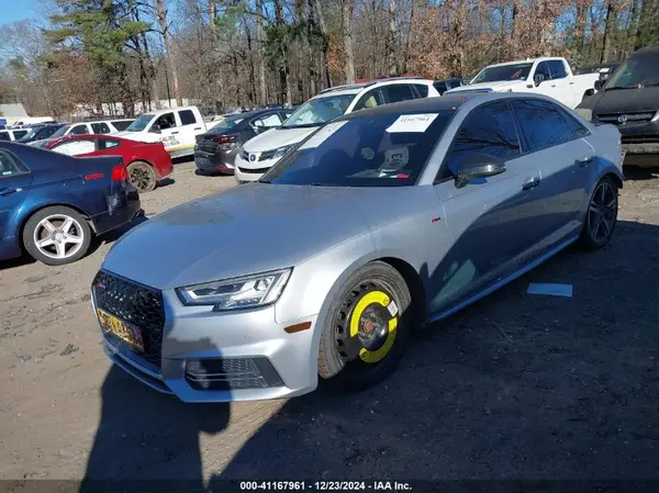 WAUENAF43JA165332 2018 AUDI A4 - Image 2