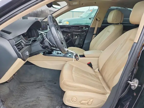 2019 AUDI A4 auction photo 7