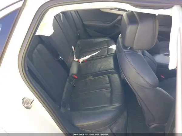WAUENAF44HN006919 2017 AUDI A4 - Image 8