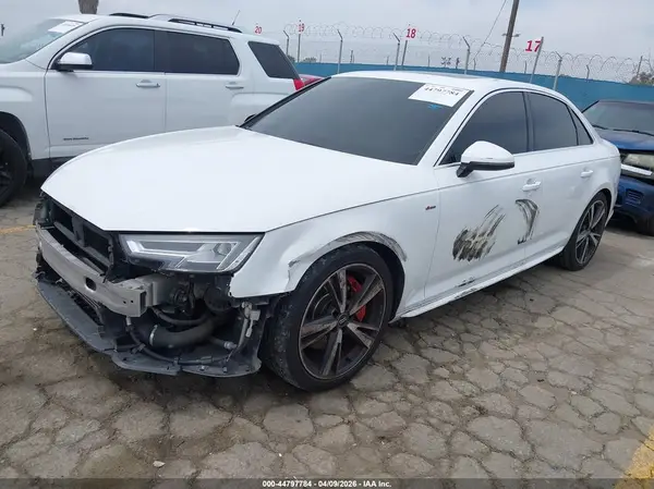 WAUENAF44HN029682 2017 AUDI A4 - Image 2