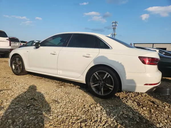 WAUENAF44JA013110 2018 AUDI A4 - Image 2