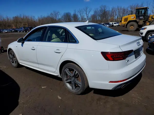 WAUENAF44JA062744 2018 AUDI A4 - Image 2