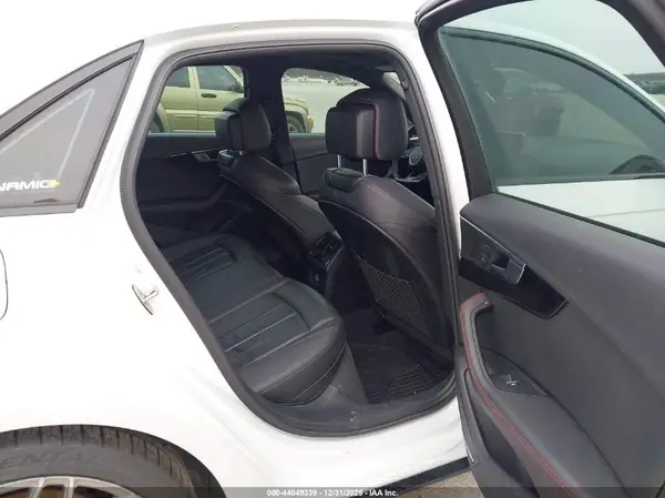 WAUENAF44JA075588 2018 AUDI A4 - Image 8