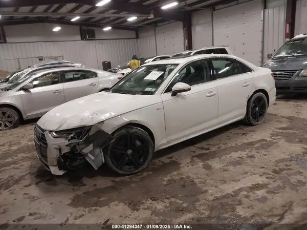 WAUENAF44JA207992 2018 AUDI A4 - Image 2