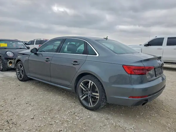WAUENAF45HN009814 2017 AUDI A4 - Image 2