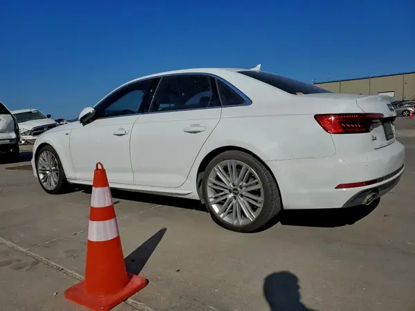 WAUENAF45HN023891 2017 AUDI A4 - Image 2