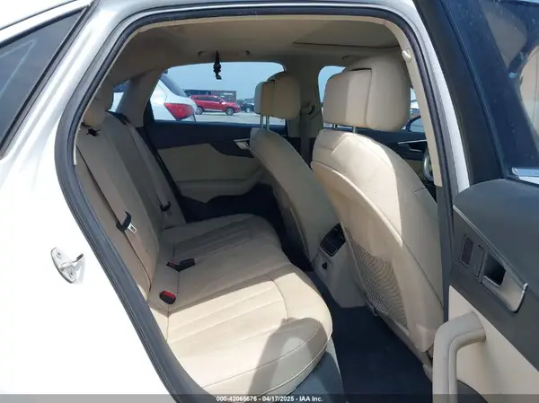 WAUENAF45HN024586 2017 AUDI A4 - Image 8