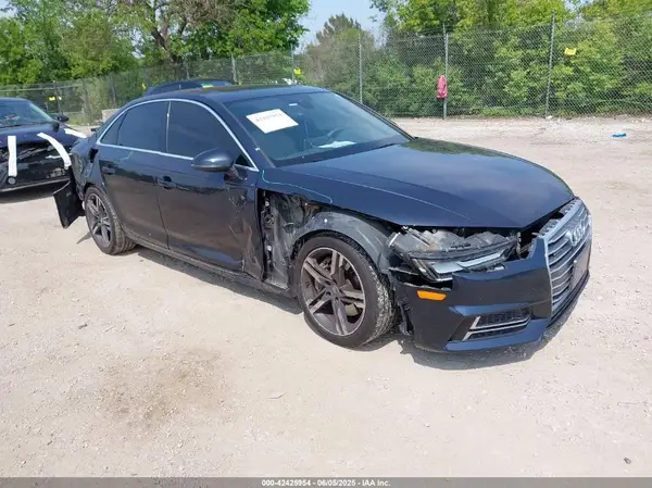 WAUENAF45HN025981 2017 AUDI A4 - Image 1