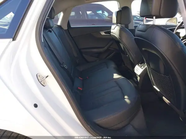 WAUENAF45HN054087 2017 AUDI A4 - Image 8