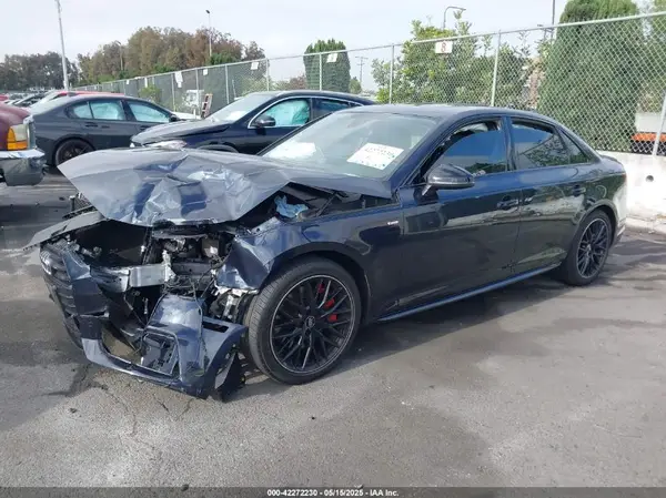 WAUENAF45JA124829 2018 AUDI A4 - Image 2