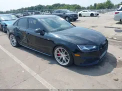 WAUENAF45JA210352 2018 AUDI A4
