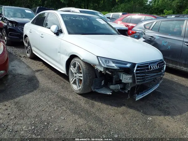 WAUENAF45JN014498 2018 AUDI A4 - Image 1
