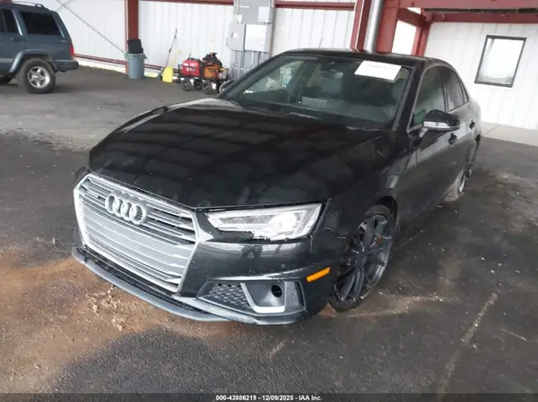 WAUENAF45KA008578 2019 AUDI A4 - Image 2