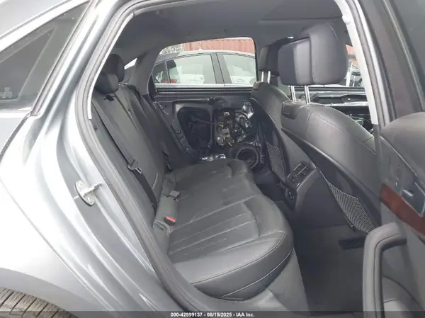 WAUENAF45KN001882 2019 AUDI A4 - Image 8