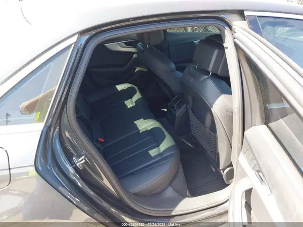 WAUENAF46HA075182 2017 AUDI A4 - Image 8