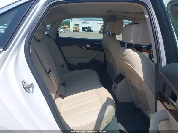 WAUENAF46HA164850 2017 AUDI A4 - Image 8