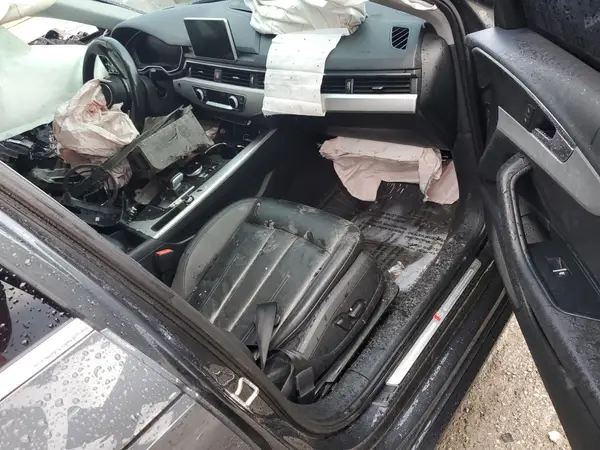 WAUENAF46HN003925 2017 AUDI A4 - Image 8