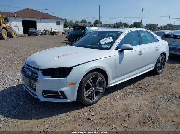 WAUENAF46HN008879 2017 AUDI A4 - Image 2