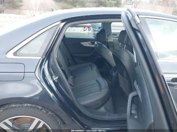 WAUENAF46HN010406 2017 AUDI A4 - Image 8