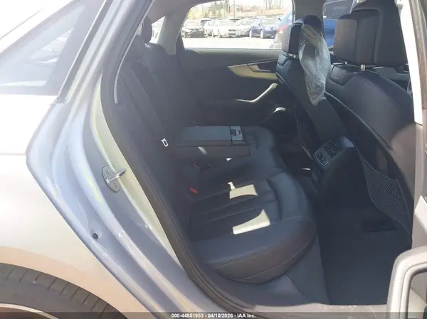 WAUENAF46HN014102 2017 AUDI A4 - Image 8