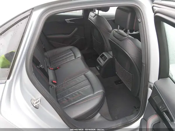 WAUENAF46JA057416 2018 AUDI A4 - Image 8