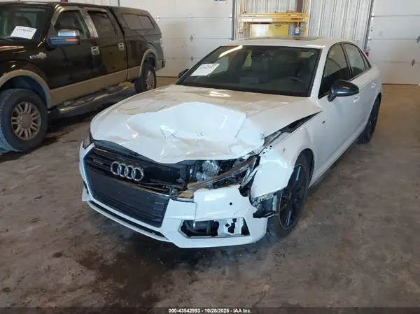 WAUENAF46JA227838 2018 AUDI A4 - Image 2