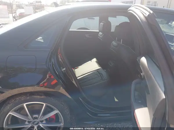 WAUENAF46JN001033 2018 AUDI A4 - Image 8