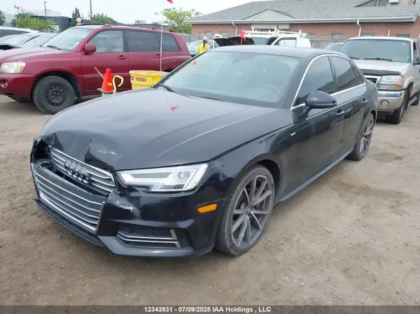 WAUENAF46JN006281 2018 AUDI A4 - Image 2